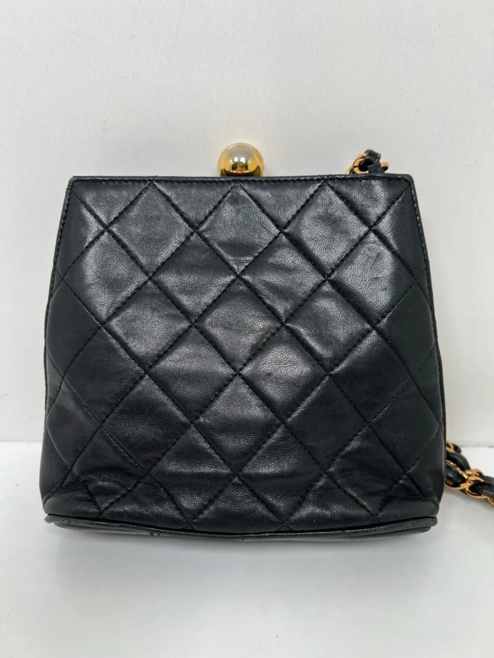 Chanel Vintage Black Quilted Lambskin CC Ball Chain Shoulder Crossbody Bag